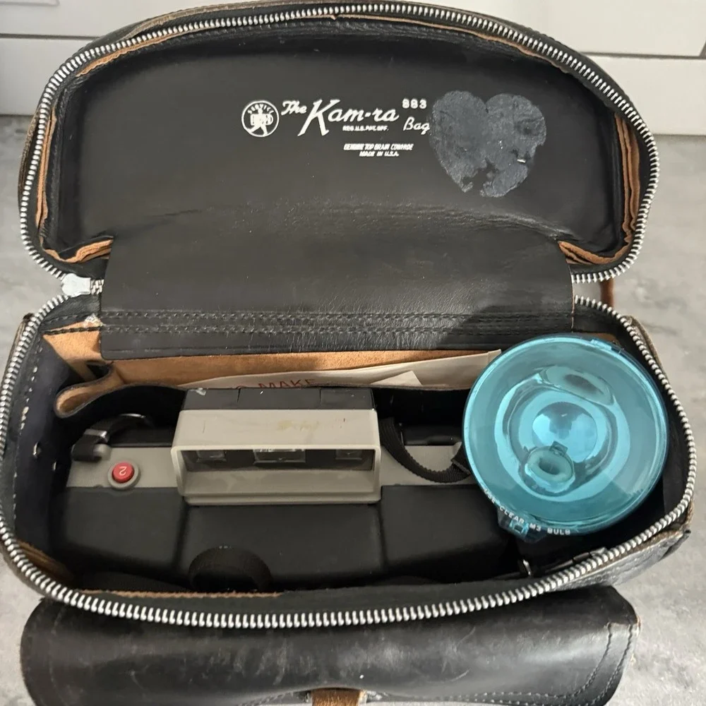 Vintage Polaroid 335 Automatic Land Camera Leather Case, Flash, Manuals Extras‎